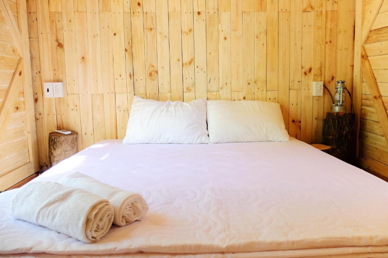 Villa Dao Hoa Vang Cam Ranh - Venuestay エクステリア 写真